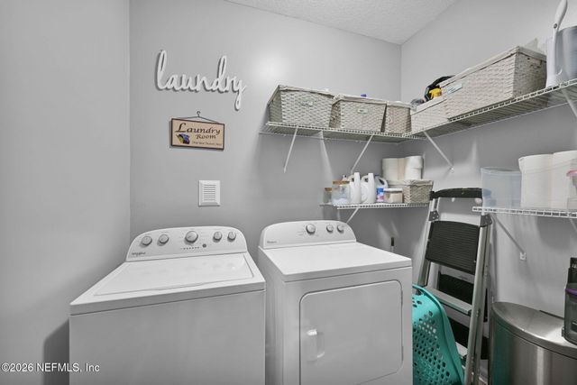 11614 CARSON LAKE Drive W, Jacksonville, FL 32221