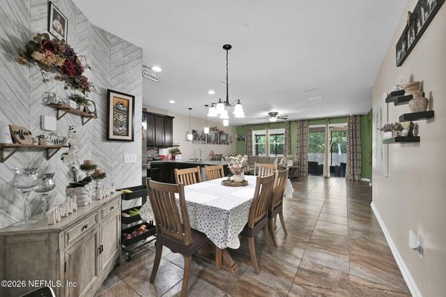 11614 CARSON LAKE Drive W, Jacksonville, FL 32221