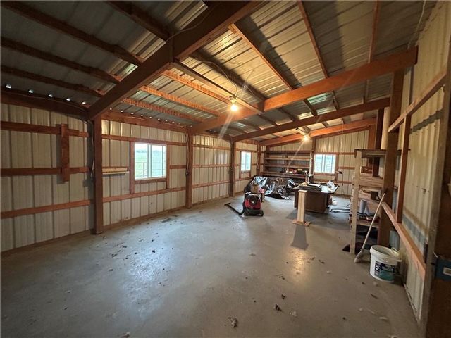 1379 NW M Highway, Clinton, MO 64735