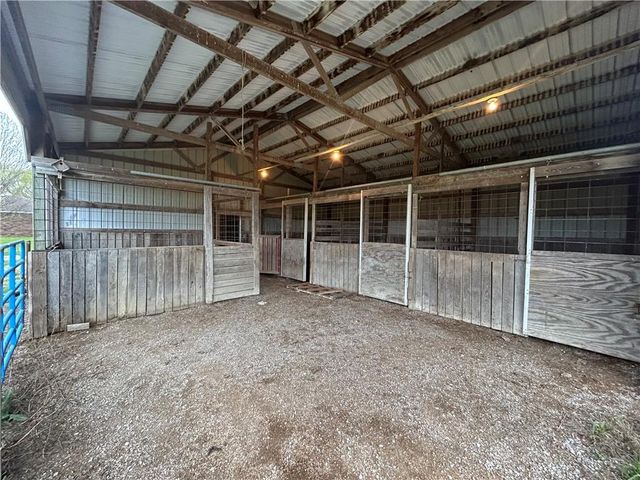 1379 NW M Highway, Clinton, MO 64735