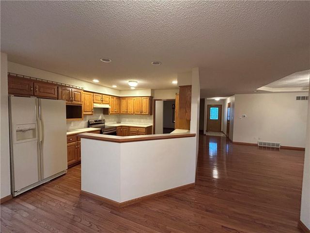 1379 NW M Highway, Clinton, MO 64735