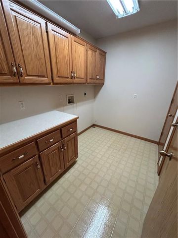 1379 NW M Highway, Clinton, MO 64735