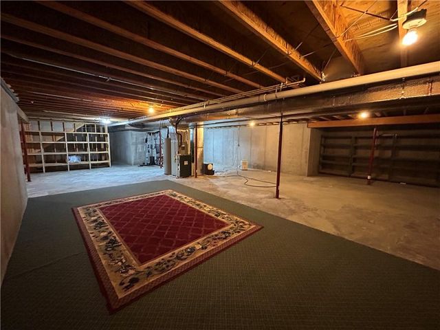 1379 NW M Highway, Clinton, MO 64735