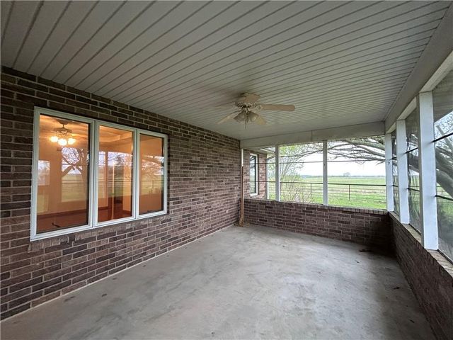 1379 NW M Highway, Clinton, MO 64735