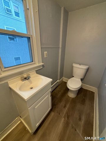 126 Main Street Floor 2, Plymouth, CT 06786