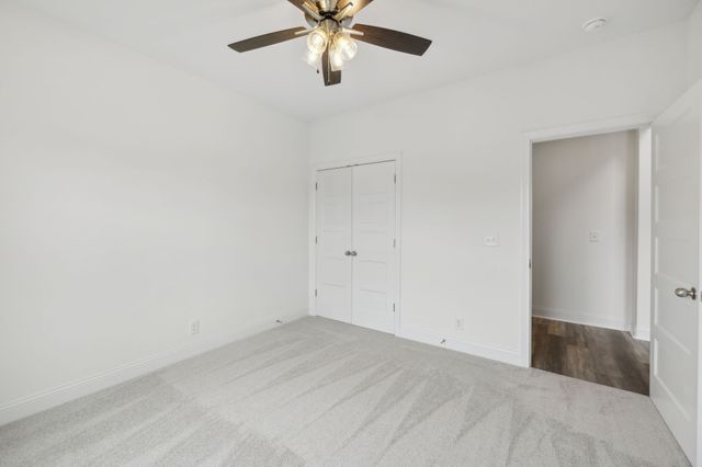 550 Foxglove Ln, Clarksville, TN 37043