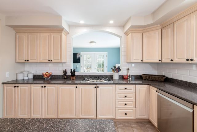 10 Skywatch Road, Center Harbor, NH 03226