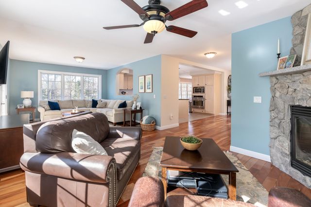 10 Skywatch Road, Center Harbor, NH 03226