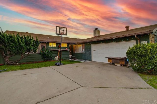 232 E Naples Street, Chula Vista, CA 91911