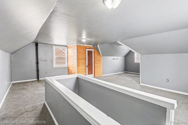 16605 Freeland Street, Detroit, MI 48235