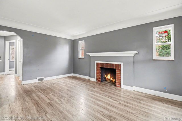 16605 Freeland Street, Detroit, MI 48235