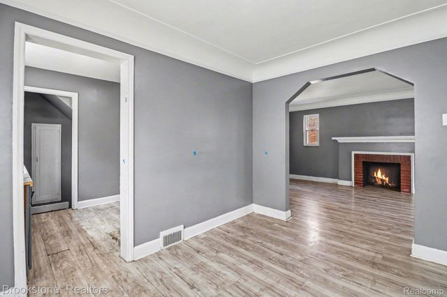 16605 Freeland Street, Detroit, MI 48235