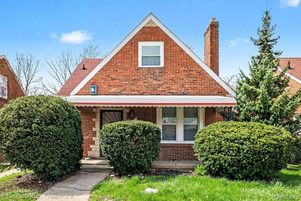 16605 Freeland Street, Detroit, MI 48235