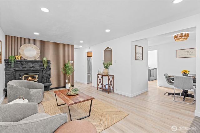 9216 Madrone Circle W, University Place, WA 98467