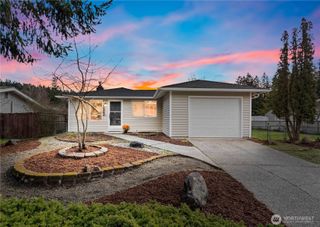 9216 Madrone Circle W, University Place, WA 98467