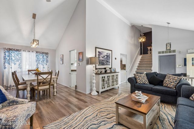 1100 Carlow Drive, Toms River, NJ 08753