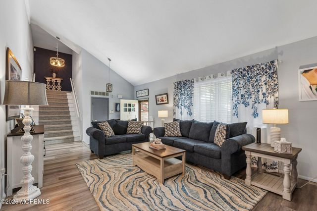 1100 Carlow Drive, Toms River, NJ 08753