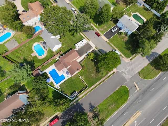 1100 Carlow Drive, Toms River, NJ 08753