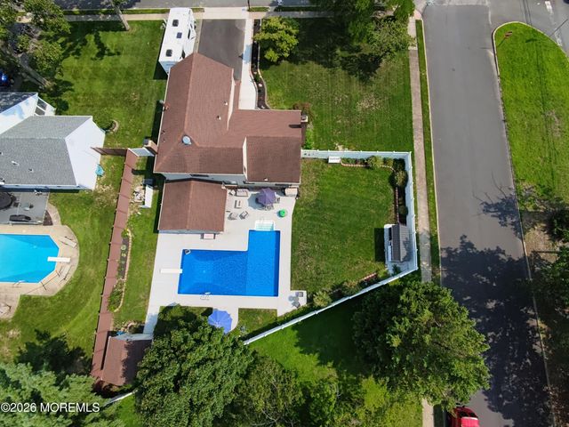 1100 Carlow Drive, Toms River, NJ 08753