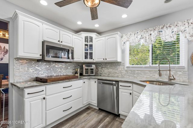 1100 Carlow Drive, Toms River, NJ 08753