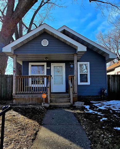 2735 Sheridan Avenue N, Minneapolis, MN 55411