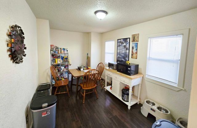 2735 Sheridan Avenue N, Minneapolis, MN 55411