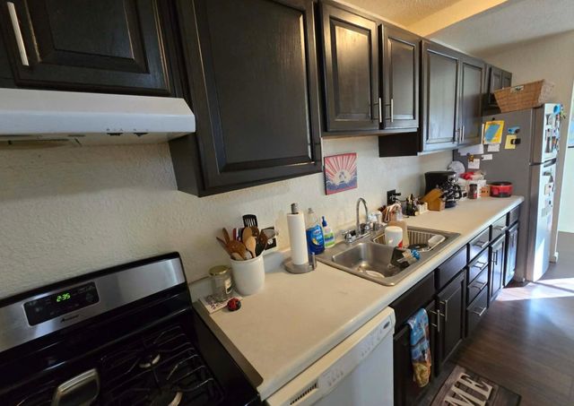 2735 Sheridan Avenue N, Minneapolis, MN 55411