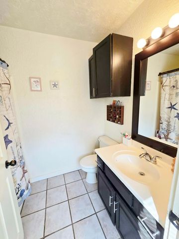 2735 Sheridan Avenue N, Minneapolis, MN 55411