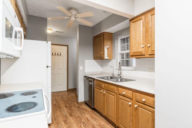 625 Kildow Court, Ashville, OH 43103