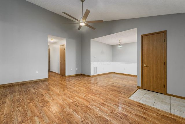 625 Kildow Court, Ashville, OH 43103