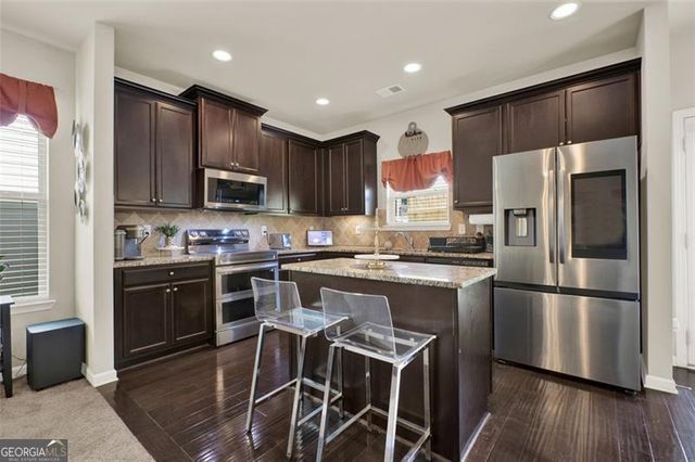4004 Tyne Court, Atlanta, GA 30349