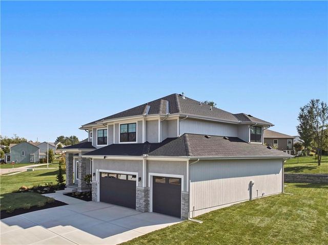 509 Turnbridge Drive, Raymore, MO 64083