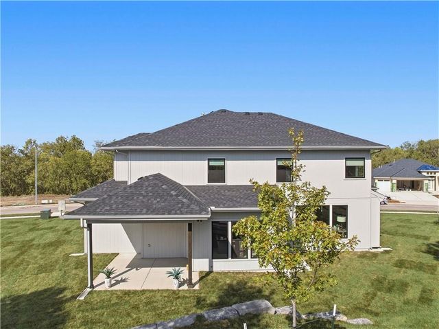 509 Turnbridge Drive, Raymore, MO 64083