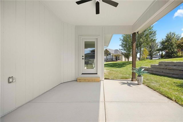 509 Turnbridge Drive, Raymore, MO 64083