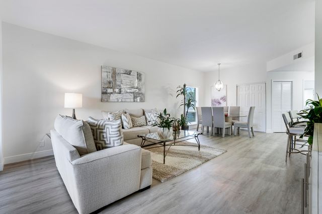 7860 Seville Place 2203, Boca Raton, FL 33433