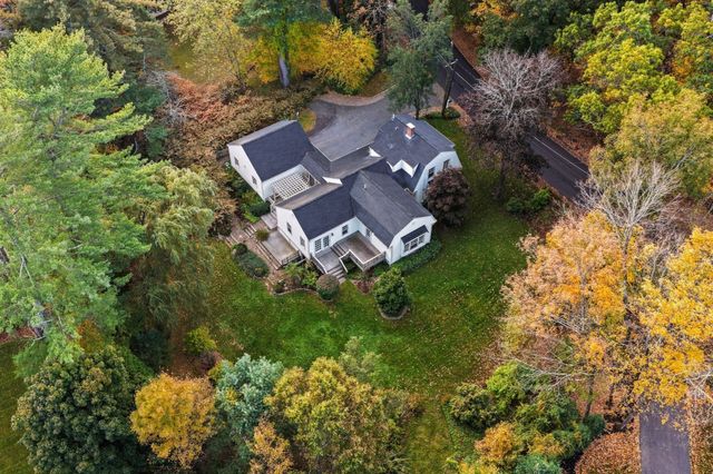 9 Training Field Road, Wayland, MA 01778