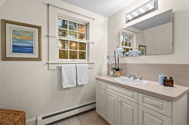 9 Training Field Road, Wayland, MA 01778