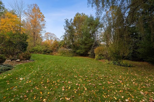9 Training Field Road, Wayland, MA 01778