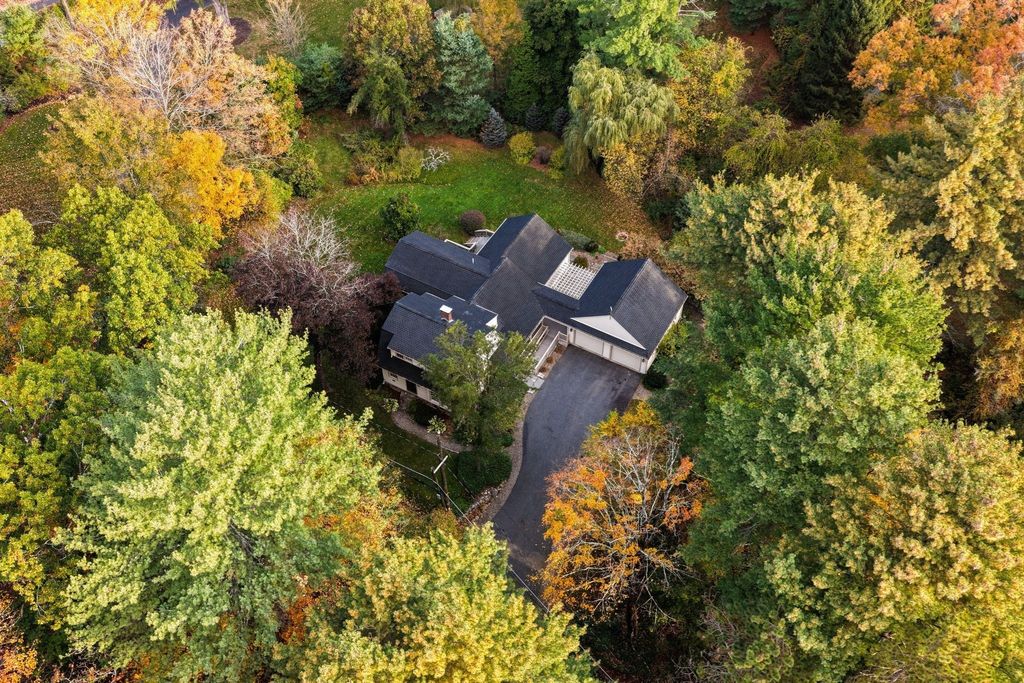 9 Training Field Road, Wayland, MA 01778