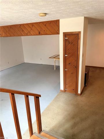 6769 Cedar Lake DR, Gloucester, VA 23061