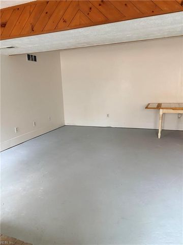 6769 Cedar Lake DR, Gloucester, VA 23061