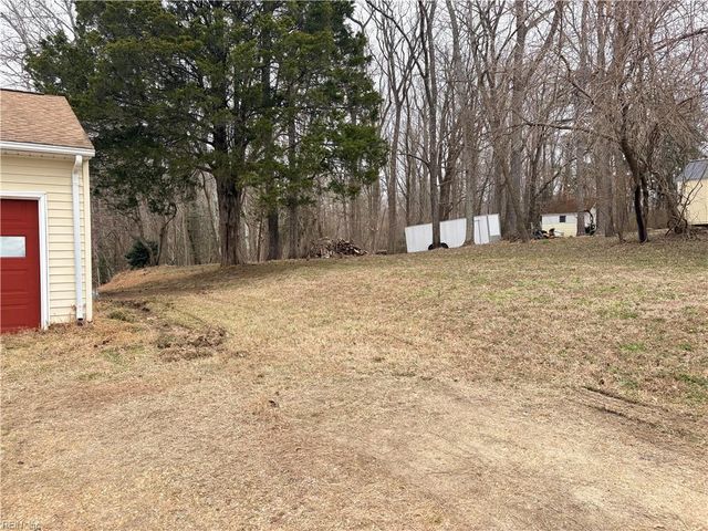 6769 Cedar Lake DR, Gloucester, VA 23061