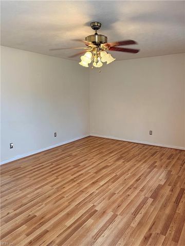 6769 Cedar Lake DR, Gloucester, VA 23061