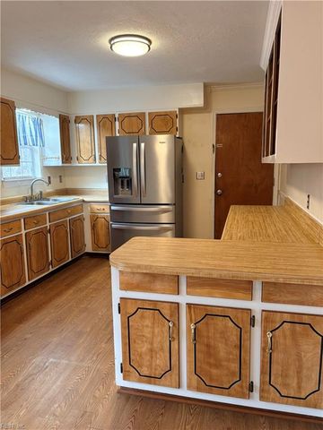 6769 Cedar Lake DR, Gloucester, VA 23061