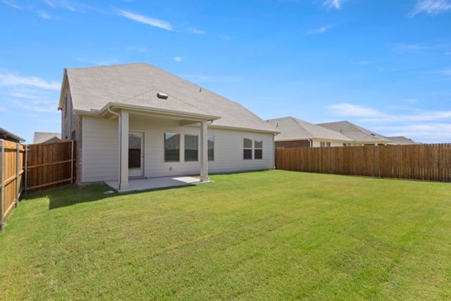 1563 Coldwater Way, Crandall, TX 75114