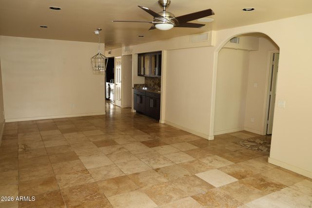 5618 N 12TH Street, Phoenix, AZ 85014