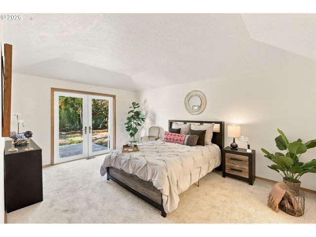 2016 N VALERI Dr, Newberg, OR 97132
