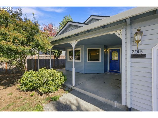 2016 N VALERI Dr, Newberg, OR 97132