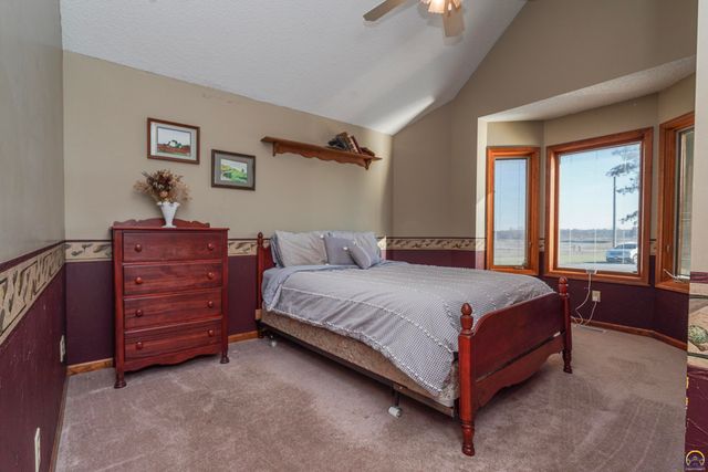 15088 222nd Rd, Holton, KS 66436