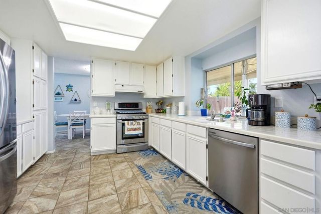 39813 Creative Drive, Temecula, CA 92591